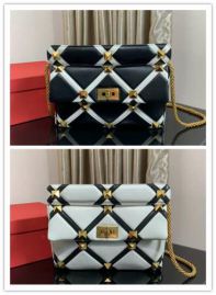 Picture of Valentino Lady Handbags _SKUfw119534832fw